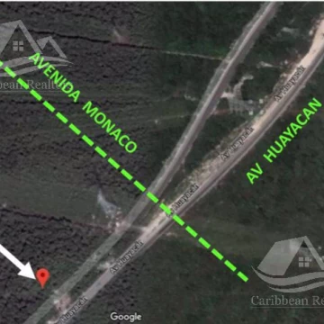 Terreno en Venta en Cancun Huayacan RFZ3751