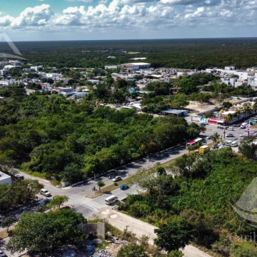 Terreno en venta en  Playa del carmen GGZ6746