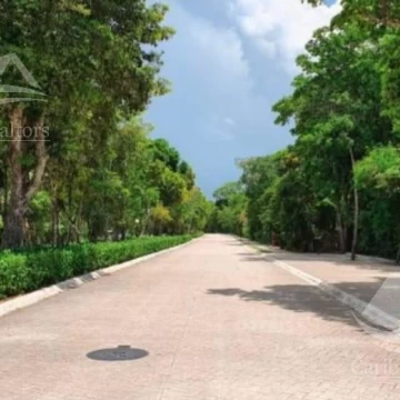 Terreno en venta en  Tulum  HCS6514