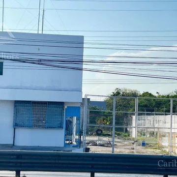 Bodega Industrial en  Venta en Playa del Carmen