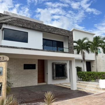 Casa en Venta Cancun Lagos del Sol