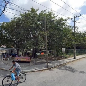 Terreno en venta, Cancún Av. Tules y Paseo del Eucalipto