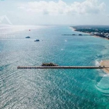 Hotel Villa en venta Playa del Carmen  5° Avenida.