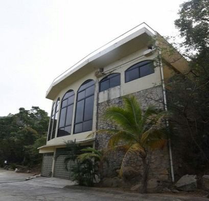residencia en venta zona dorada