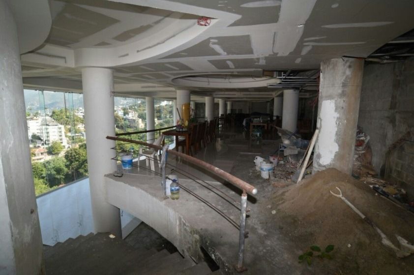 edificio en av. escenica