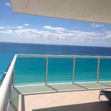 Penthouse amueblado en venta Portofino Cancun