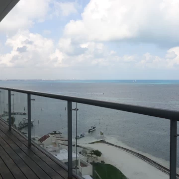 Penthouse de 2 niveles en venta frente al Mar Zona Hotelera Cancún
