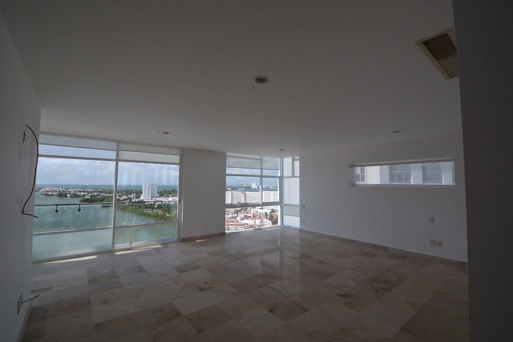 Venta en Punta Cancun