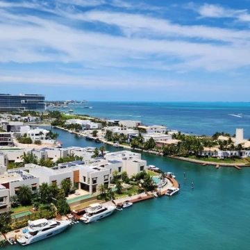 Departamento frente al mar en venta SLS Puerto Cancun