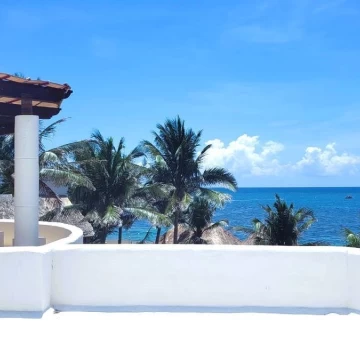 LOTE EN VENTA FRENTE AL MAR EN BAHIA PETEMPICH