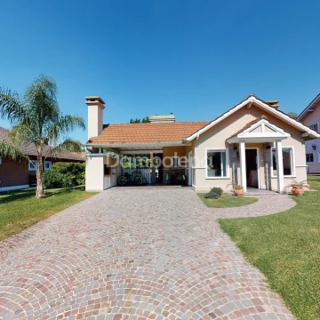 Casa Chalet  en Venta, Boca Ratón, Pilar