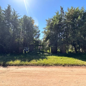 Terreno en Venta 1000 mts2 en Funes