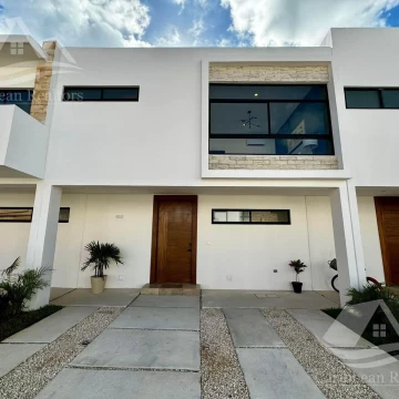 Casa en  Venta Arbolada Cancún