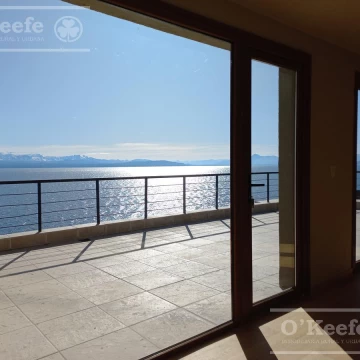 Departamento en venta de 5 ambientes en Bariloche, costa de lago