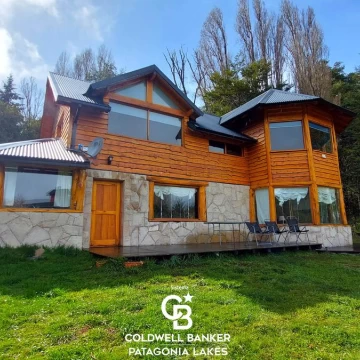 Venta Casa de 3 dormitorios en Lago Moreno - Bariloche