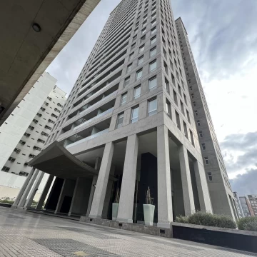VENTA DEPTO 4 AMB., CABALLITO, LUMINOSO y COCHERA. FULL AMENITIES