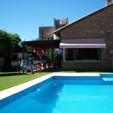 VENTA Casa  en Pueblo Esther con Pileta Parque Vernaza