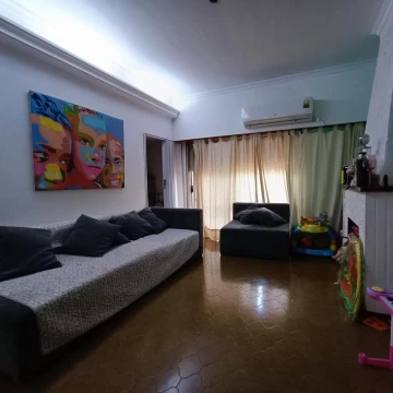 VENTA – Casa - Planta Alta más galpón - Belgrano, Rosario