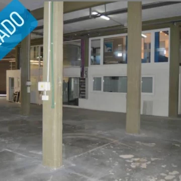 Establecimiento Industrial de 1100 m2 cub. - VENDIDO