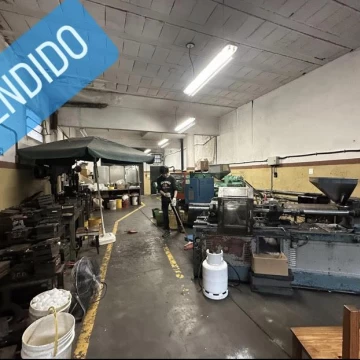Depósito en  San Martín