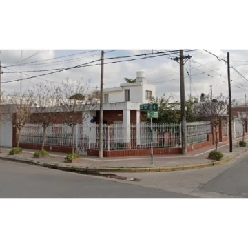 Casa en Venta - Brown esquina Belgrano