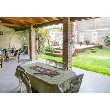Venta Casa de 3 dormitorios - Fisherton, Rosario
