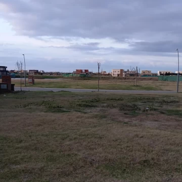Venta de lote interno en Barrio Riberas Puertos, Escobar