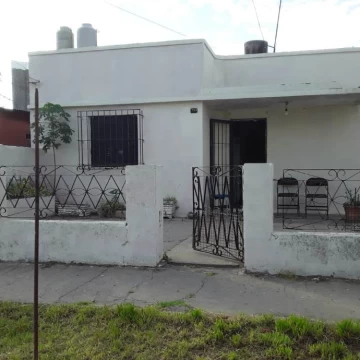 Juan B. Justo 300
