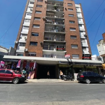 9 de Julio 100