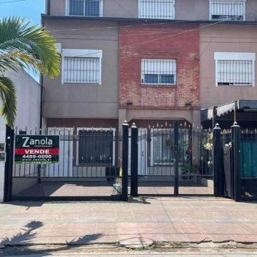 Mariano Moreno 1200