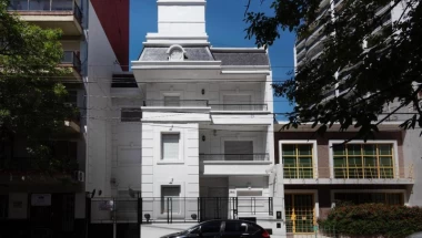 Casa en  venta en Barrio Lourdes, Rosario 6 dormitorios c/ amenities