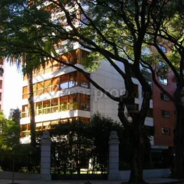 COMPLEJO AISENSON - 5 DORMITORIOS- 3 COCHERAS - PISO ALTO