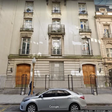 Piso de Gran Categoría Francés - Doble Altura de Techo