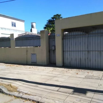 ARRIOLA 1800