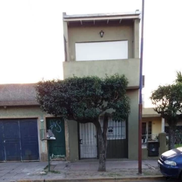 Av. 25 de Mayo 2700