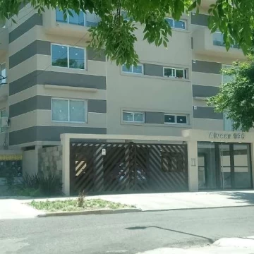 Alvear 900