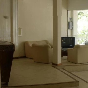 Hotel 34 hab. 2*
