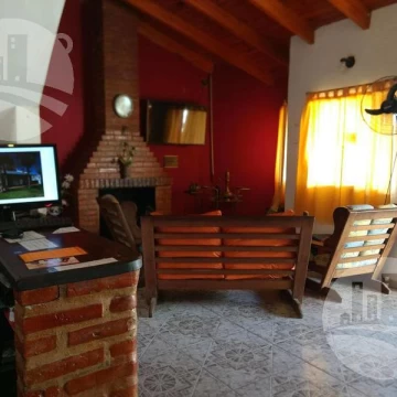 Hosteria 15 hab.