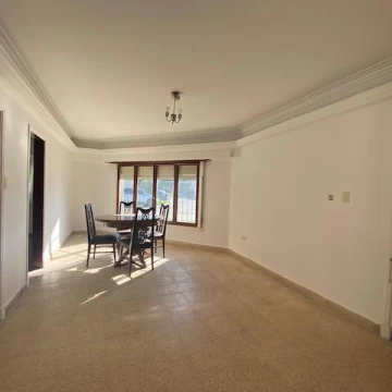 Casa en San Cayetano a reciclar