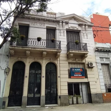 CASA OFICINA VENTA CENTRO NORTE ROSARIO DEPARTAMENTO ADICIONAL