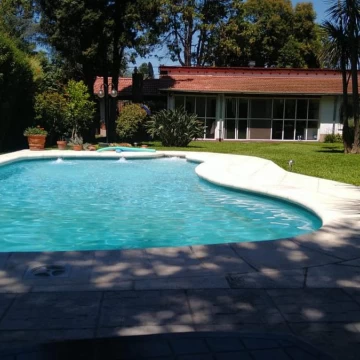 Casa quinta con pileta en 