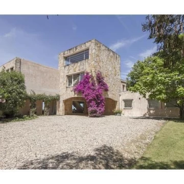 CASAS - CASA - MANANTIALES