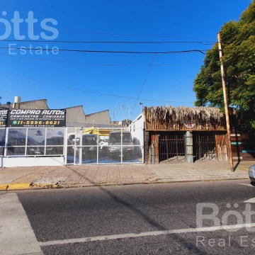 Lote sobre Av. Juan B Justo y Cortina - Vendibles 5600 m² - Ubicación estratégica. Financiación!