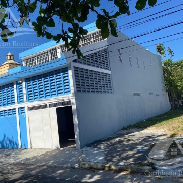 Edificio Comercial en  Venta Cancún  Reg. 99