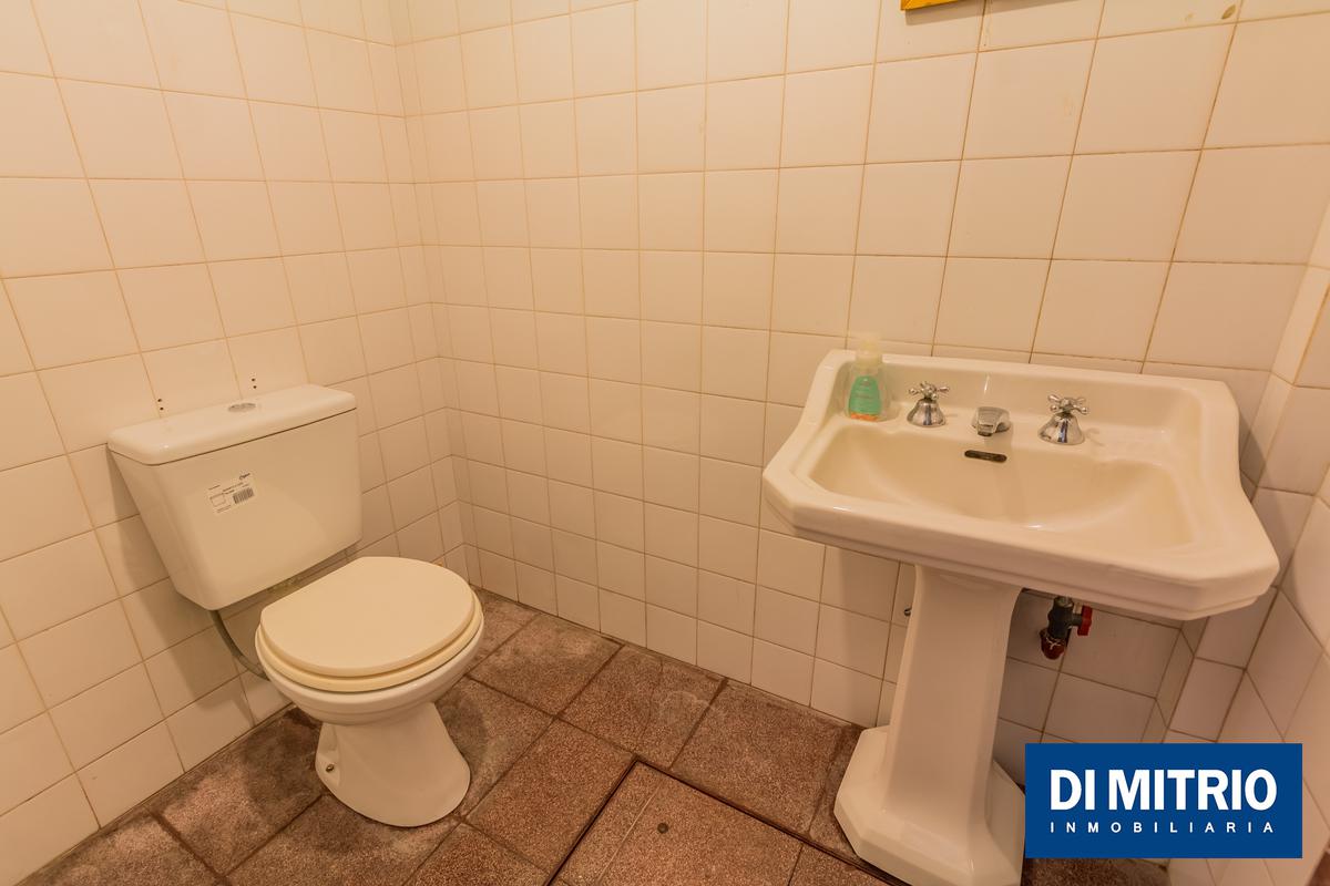 Local 2 / Baño